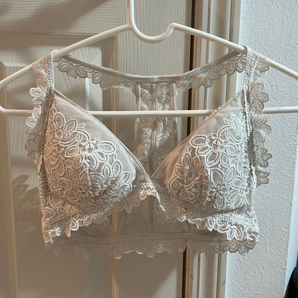 Ivory Racerback Bralette - Picture 2 of 5